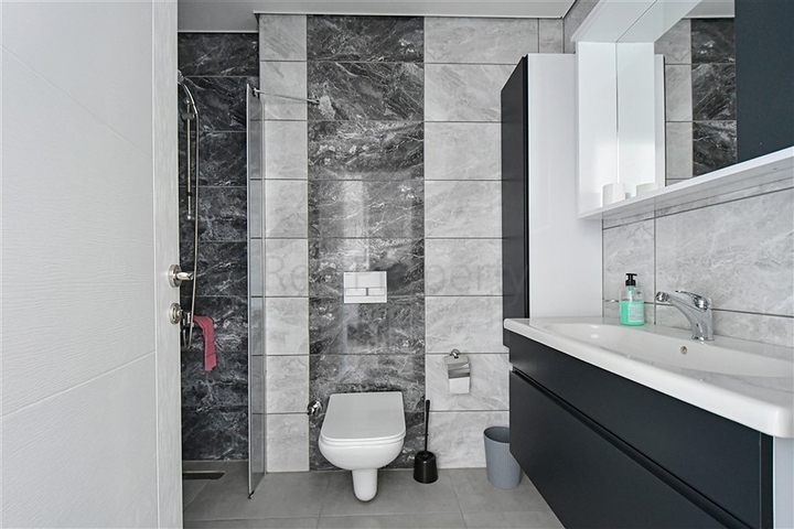 Пентхаус планування 2 + 1 в Махмутларі