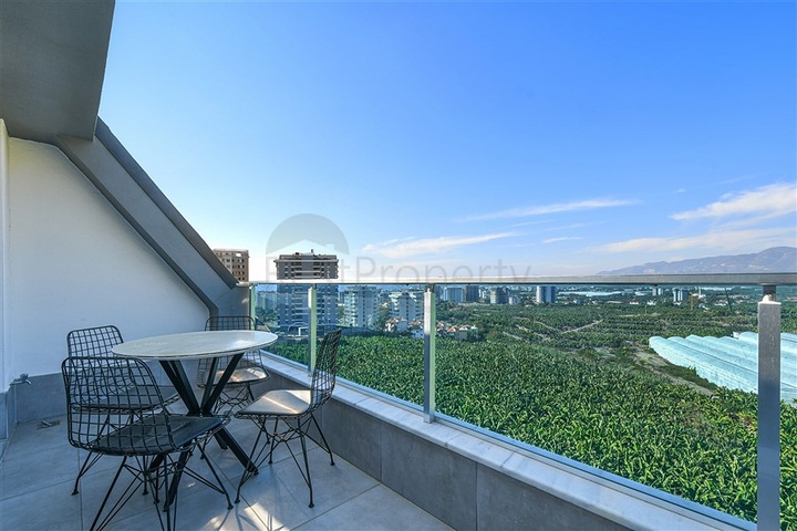 Пентхаус планування 2 + 1 в Махмутларі