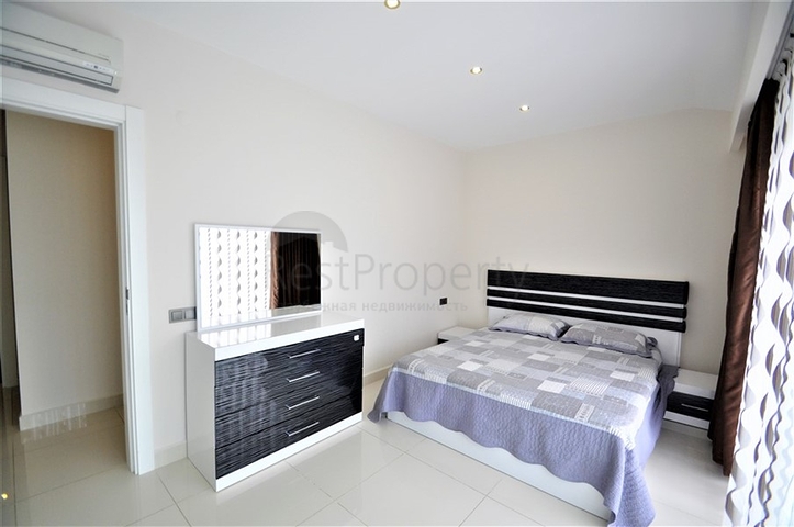 Апартаменти 2 + 1 в комплексі в 50 метрах від пляжу району Каргыджак