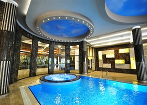 Апартаменти 2 + 1 в комплексі в 50 метрах від пляжу району Каргыджак