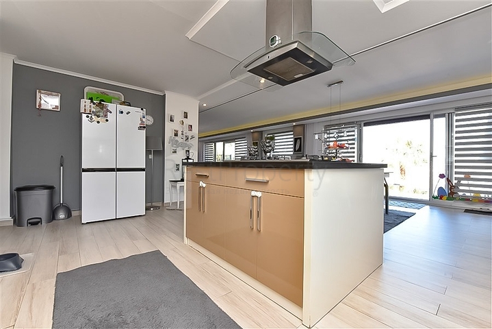 Розкішна вілла в оточенні природи і комфорту