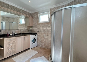 Мебльована вілла з видом на море в мальовничому районі Каргиджак