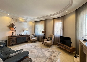 Мебльована вілла з видом на море в мальовничому районі Каргиджак