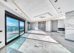 Сучасна розкішна вілла в центрі Джікджіллі з панорамним видом на море