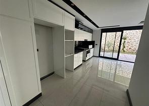 Сучасна квартира 2 + 1 в комфортабельному комплексі з інфраструктурою готелю