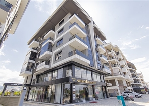 Затишна мебльована квартира 1 + 1 біля моря в розвиненому комплексі