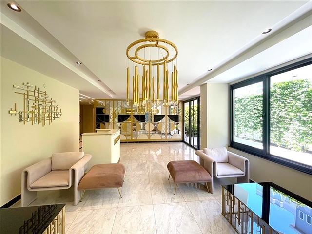 Розкішний пентхаус 3+1 в престижному районі Аланії з видом на море