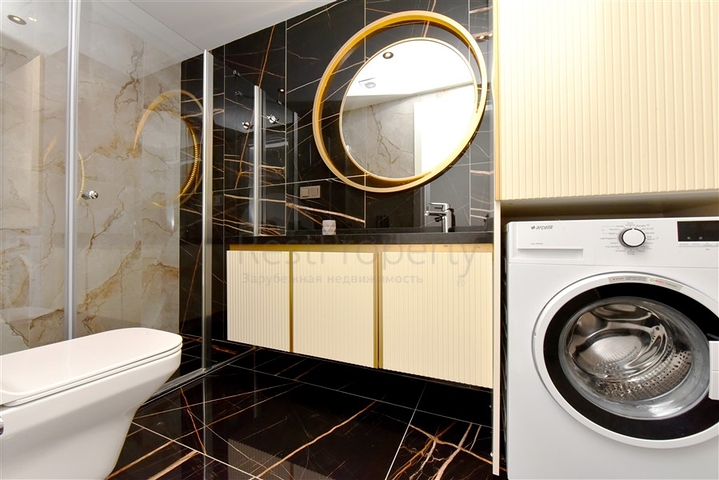 Розкішний пентхаус 3+1 в престижному районі Аланії з видом на море