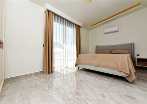 Розкішний пентхаус 3+1 в престижному районі Аланії з видом на море