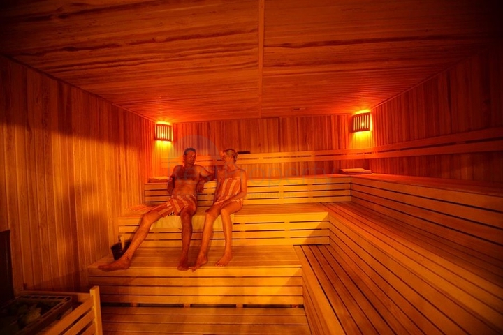 Вілла класу люкс з панорамним видом і повною інфраструктурою в серці природи