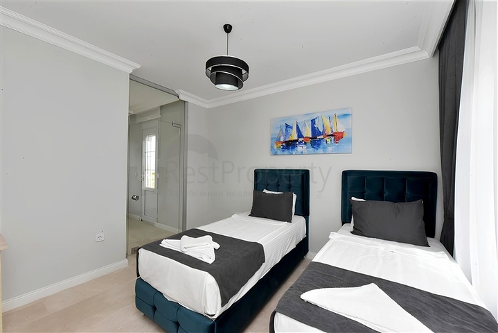 Вілла класу люкс з панорамним видом і повною інфраструктурою в серці природи