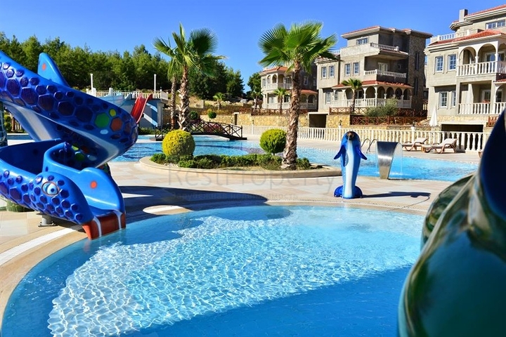 Вілла класу люкс з панорамним видом і повною інфраструктурою в серці природи