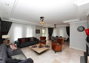 Вілла класу люкс з панорамним видом і повною інфраструктурою в серці природи