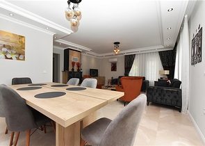 Вілла класу люкс з панорамним видом і повною інфраструктурою в серці природи