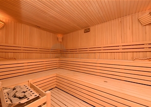 Вілла класу люкс з панорамним видом і повною інфраструктурою в серці природи