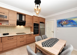 Вілла класу люкс з панорамним видом і повною інфраструктурою в серці природи