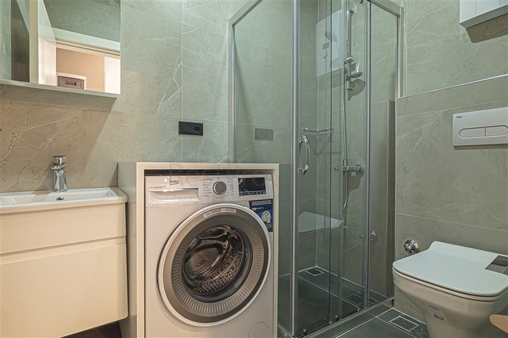 Комфорт і стиль поруч з морем-затишна квартира в центрі Аланії 