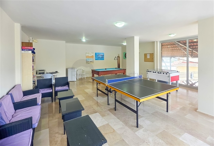 Простора квартира 2 + 1 з видом на море в тихому районі Аланії 