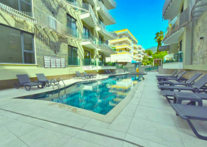 Стильний пентхаус в центрі Аланії - для комфортної оренди біля моря