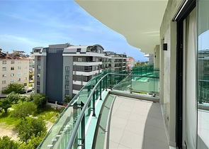 Стильний пентхаус в центрі Аланії - для комфортної оренди біля моря