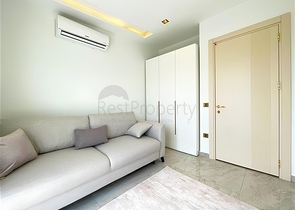 Сучасний пентхаус 2 + 1 в оренду в центрі Аланії-всього в 150 метрах від моря