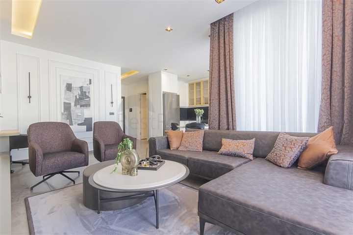 Розкішний пентхаус з видом на море в 50 метрах від моря