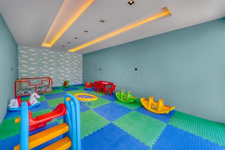 Розкішний пентхаус з видом на море в 50 метрах від моря