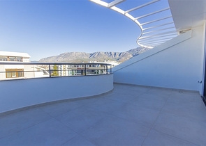 Розкішний пентхаус з видом на море в 50 метрах від моря