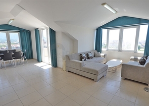 Простора квартира 4+2 в комплексі з розкішною інфраструктурою в Аланьї