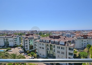 Простора квартира 4+2 в комплексі з розкішною інфраструктурою в Аланьї