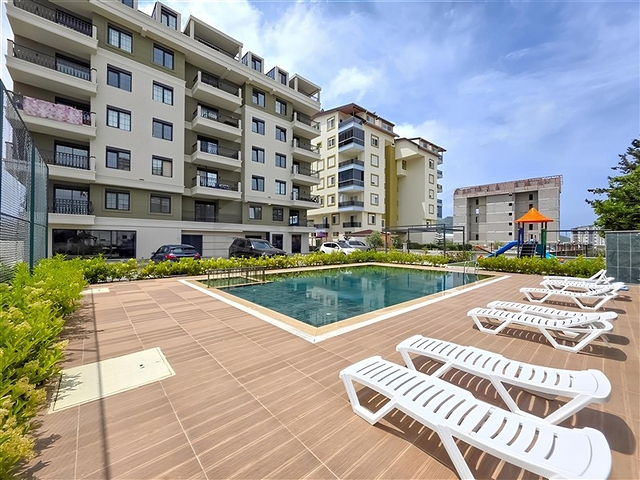 Затишна квартира 1 + 1 в новому комплексі з видом на море