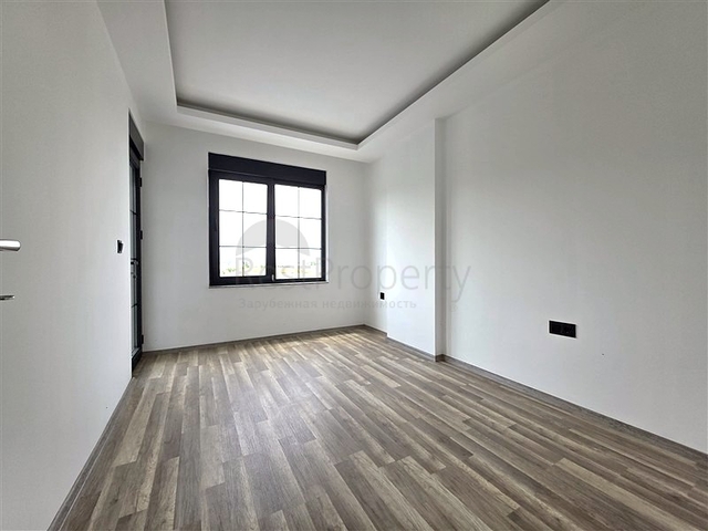 Затишна квартира 1 + 1 в новому комплексі з видом на море