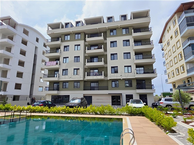 Затишна квартира 1 + 1 в новому комплексі з видом на море