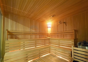 Затишна квартира 1 + 1 в новому комплексі з видом на море