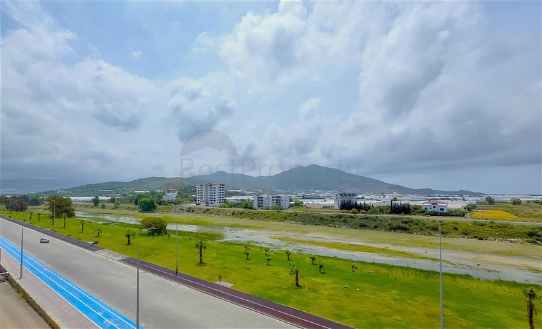 Пентхаус 2 + 1 з видом на море в новому комплексі