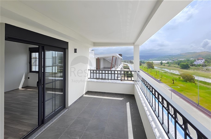 Пентхаус 2 + 1 з видом на море в новому комплексі