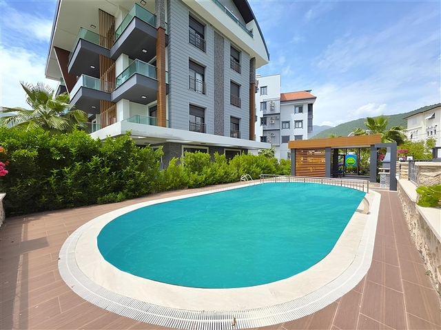 Просторий дуплекс 4 + 1 в районі Оба – поєднання затишку, тиші і якості