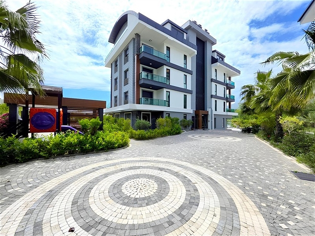 Просторий дуплекс 4 + 1 в районі Оба – поєднання затишку, тиші і якості