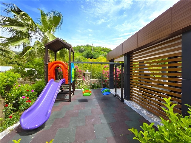 Просторий дуплекс 4 + 1 в районі Оба – поєднання затишку, тиші і якості