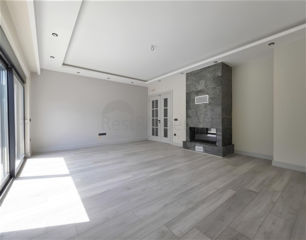 Просторий дуплекс 4 + 1 в районі Оба – поєднання затишку, тиші і якості