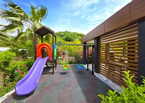 Просторий дуплекс 4 + 1 в районі Оба – поєднання затишку, тиші і якості