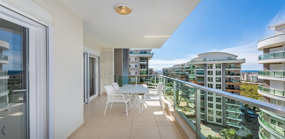 Комфортна квартира 1 + 1 в житловому комплексі з курортною інфраструктурою