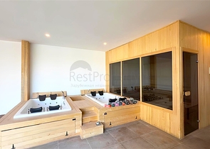 Сучасний дуплекс 2 + 1 з садом в комплексі біля моря 