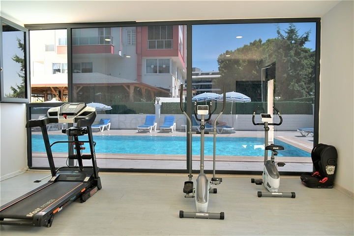 Сучасна квартира біля моря в Каркіджаку-ідеальне поєднання затишку і розташування