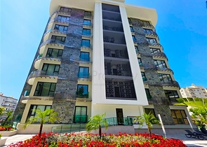 Елегантна квартира біля моря з інфраструктурою готелю