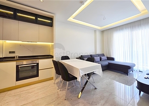 Затишна квартира з багатою інфраструктурою в самому центрі Аланії