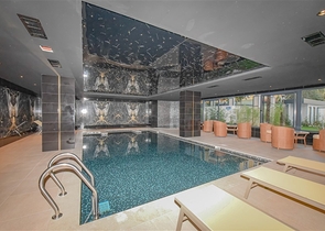 Затишна квартира з багатою інфраструктурою в самому центрі Аланії