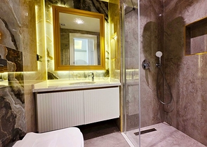 Стильна квартира 1 + 1 поруч з пляжем Клеопатра-комфорт в центрі Аланії