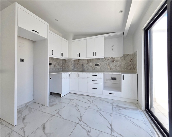 Просторий дуплекс 3+1 в центрі Аланії-стиль, комфорт і крокова доступність до моря