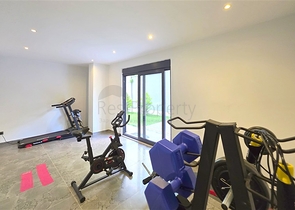 Просторий дуплекс 3+1 в центрі Аланії-стиль, комфорт і крокова доступність до моря